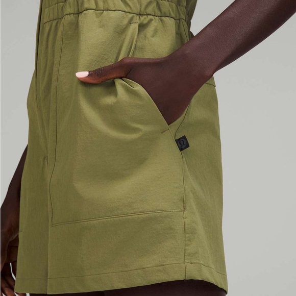 Lululemon lab Zip-Front Collared Romper size 12 W1DHPS - Picture 5 of 7
